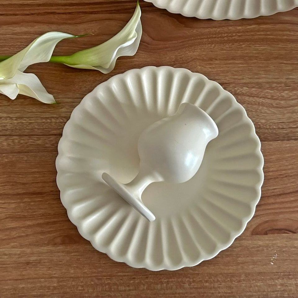 Yunseol Hwa Soju Cup & Plate Gift Set (4-Piece)