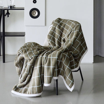 Blooming Flannel Microfiber All-Season Sherpa Blanket
