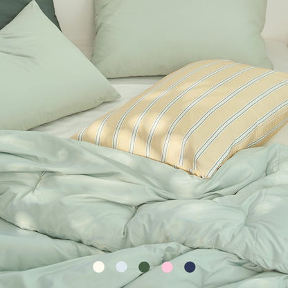 Self-Warming Stripe Comforter Set