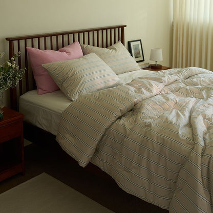 Self-Warming Stripe Comforter Set