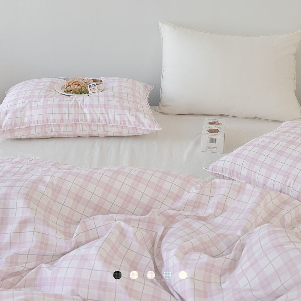 Cloud Check Comforter Set