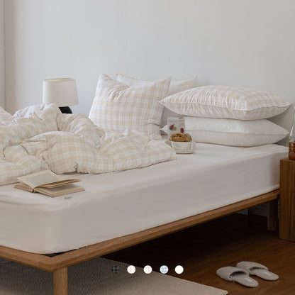 Cloud Check Comforter Set
