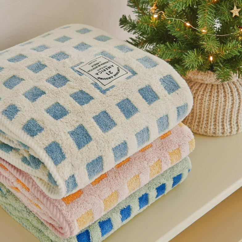 Oz Double-Sided Microfiber Blanket
