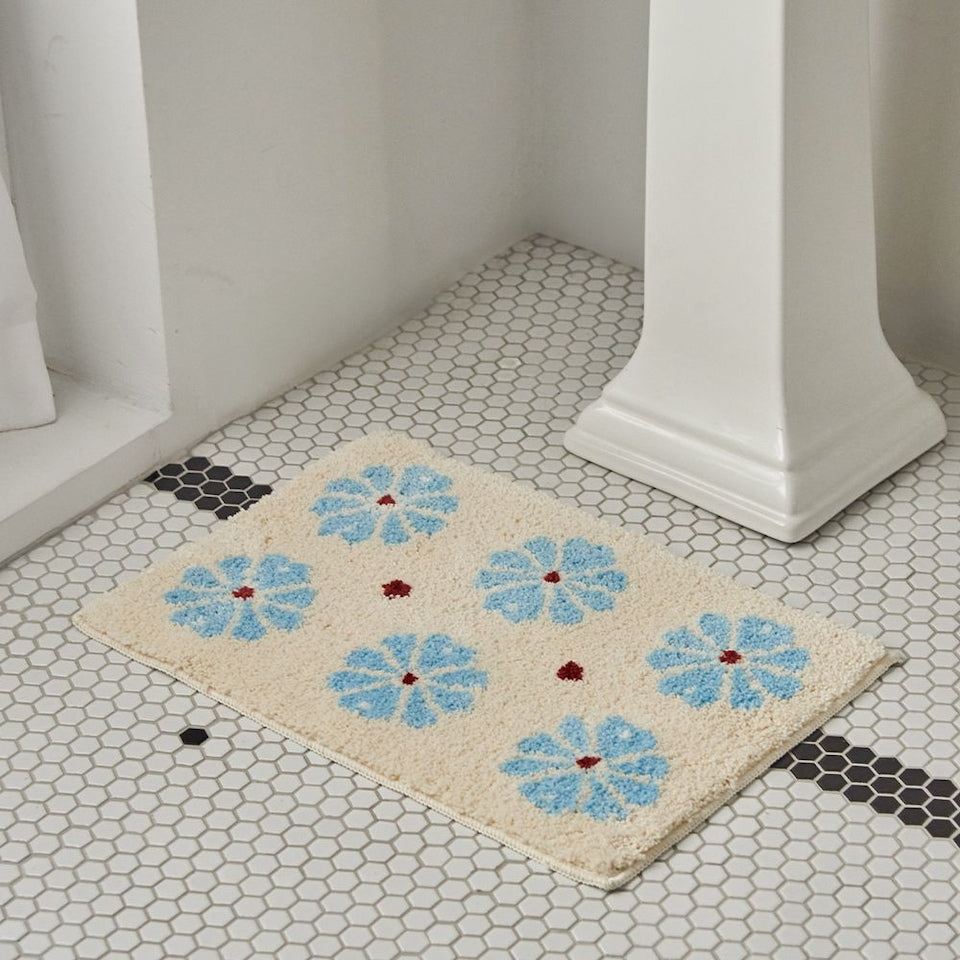 Camellia Ivory Accent Rug