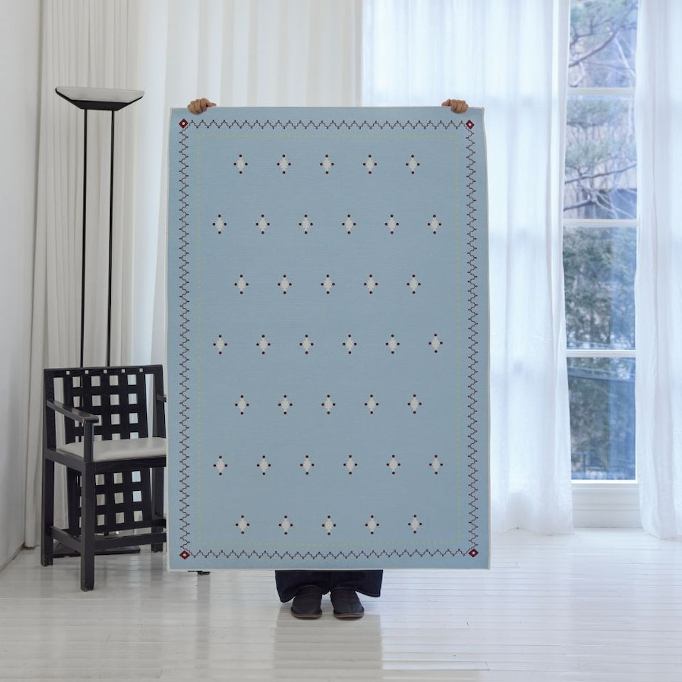 Monaka Dust-Free Area Rug