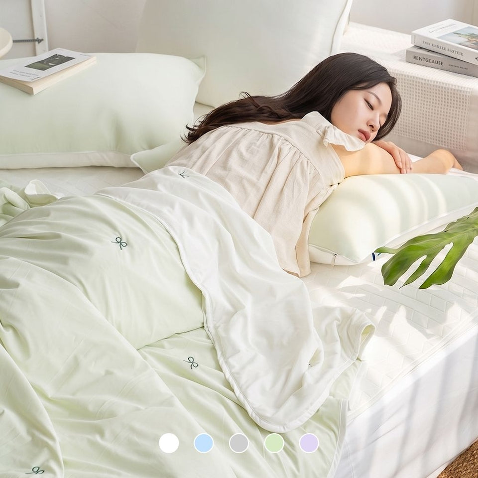 Cool Summer Cooling Comforter